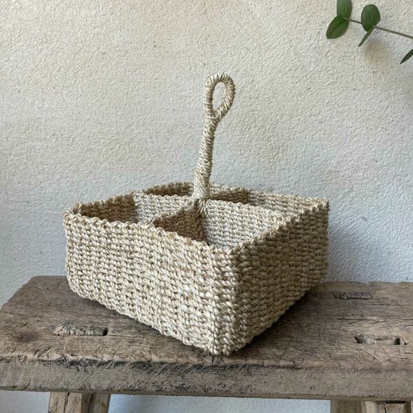 Boîte à 4 compartiments en abaca – crème