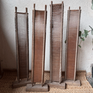 Ensemble de 4 métiers à tisser anciens